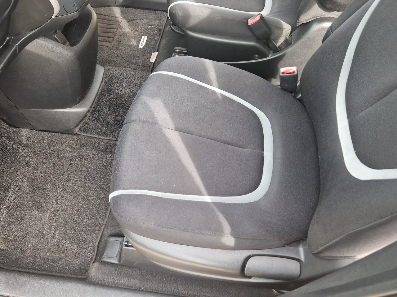 Used Mazda Biante 2018 for sale - 77884280: Photo 25