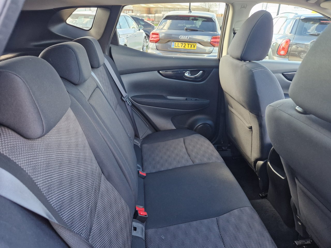 Used Nissan Qashqai 2014 for sale - 78102357: Photo 12