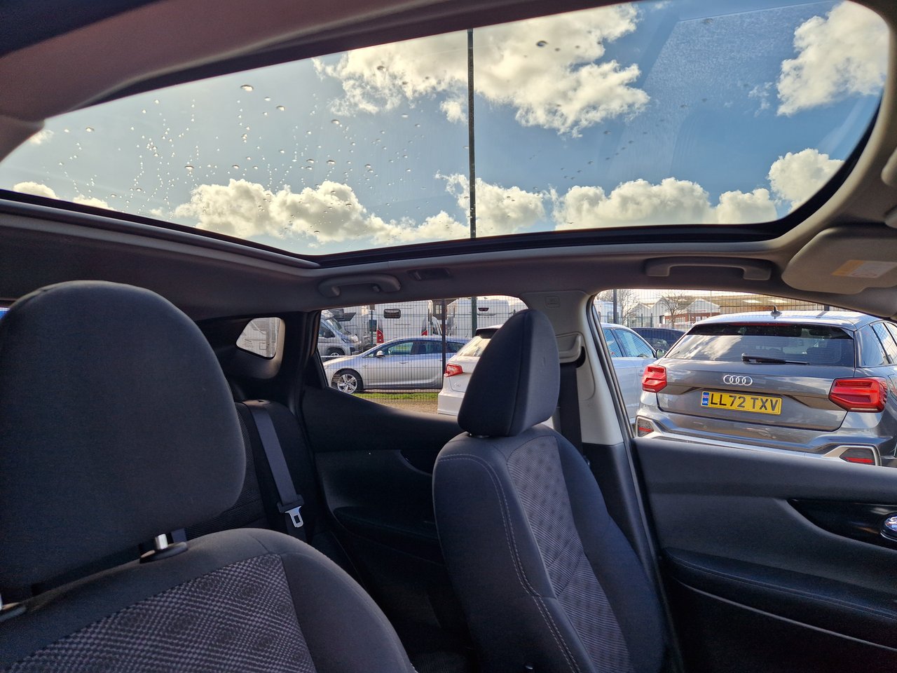 Used Nissan Qashqai 2014 for sale - 78102357: Photo 15