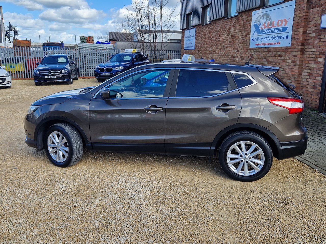 Used Nissan Qashqai 2014 for sale - 78102357: Photo 2