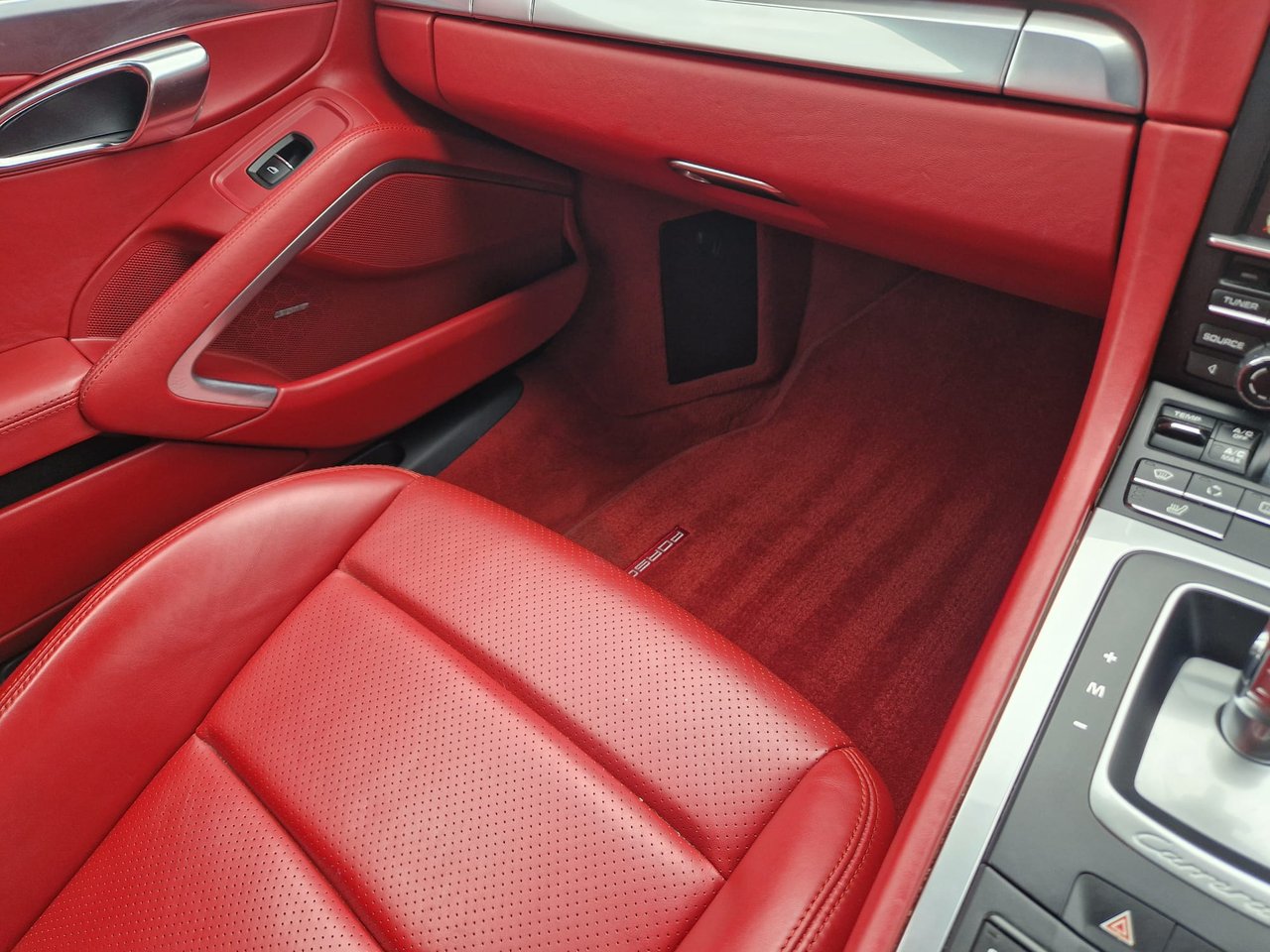 Used Porsche 911 2012 for sale - 77539371: Photo 32