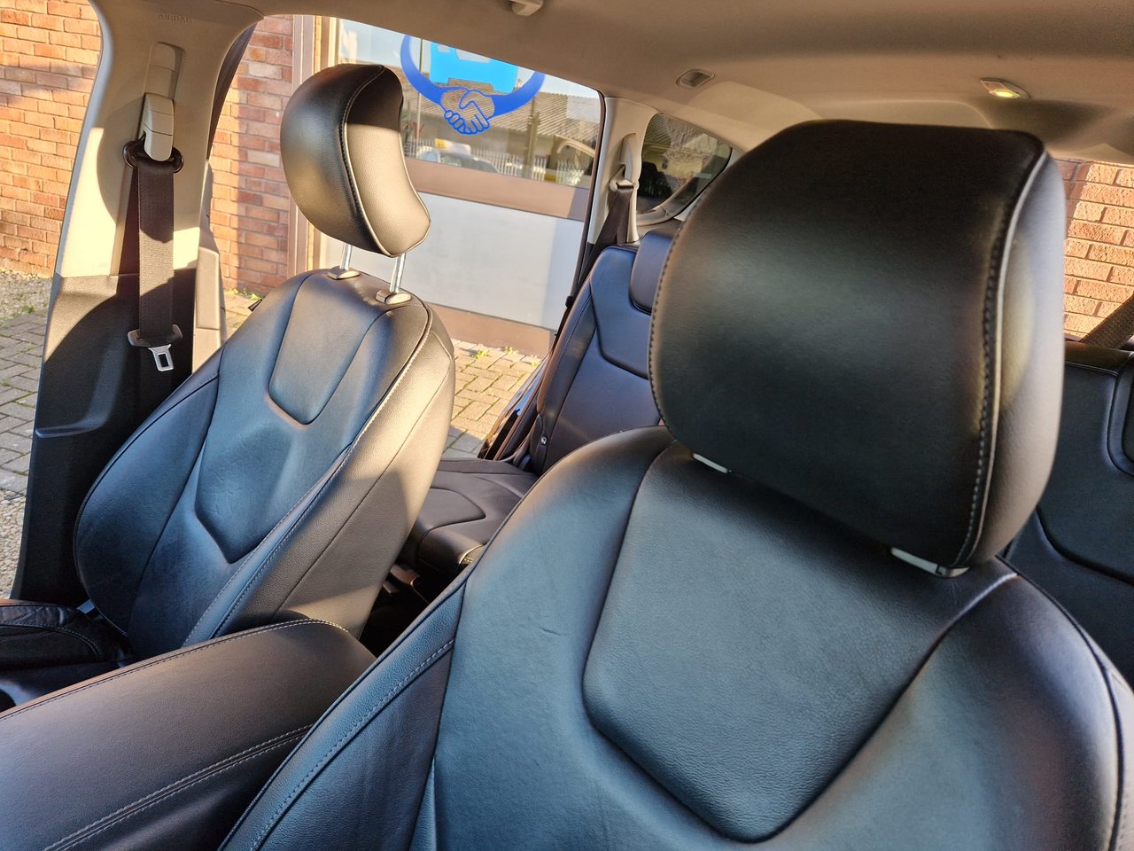 Used Ford S-Max 2016 for sale - 77539359: Photo 8