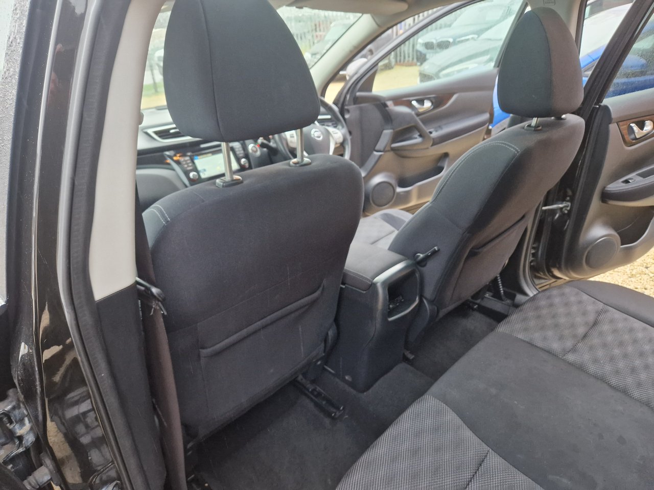 Used Nissan Qashqai 2015 for sale - 77539362: Photo 25