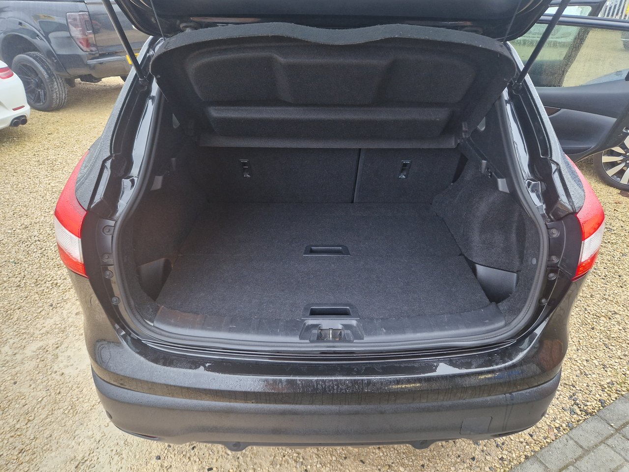 Used Nissan Qashqai 2015 for sale - 77539362: Photo 29