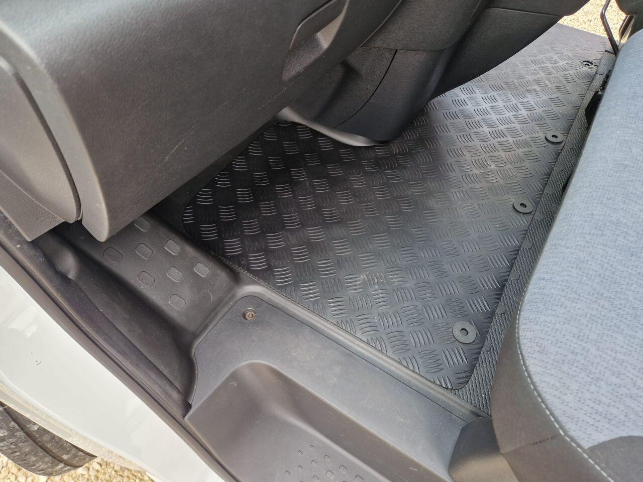 Used Vauxhall Vivaro 2018 for sale - 77539361: Photo 13