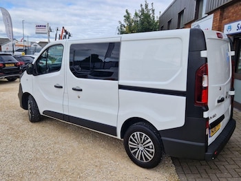 Used Vauxhall Vivaro 2018 for sale - 77539361: Photo