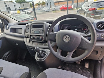 Used Vauxhall Vivaro 2018 for sale - 77539361: Photo