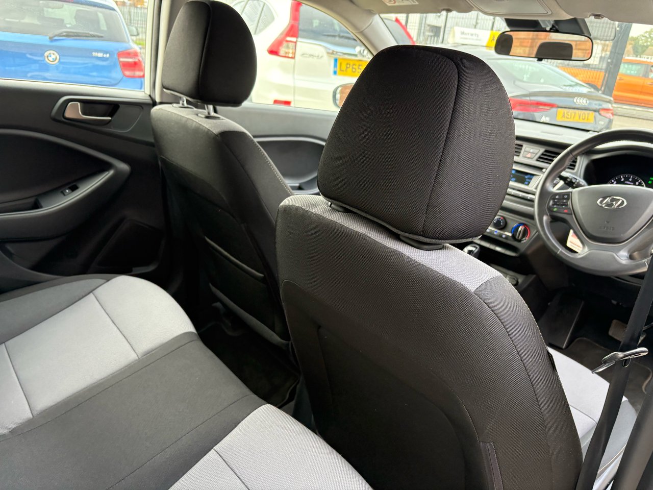 Used Hyundai i20 2018 for sale - 77539358: Photo 21