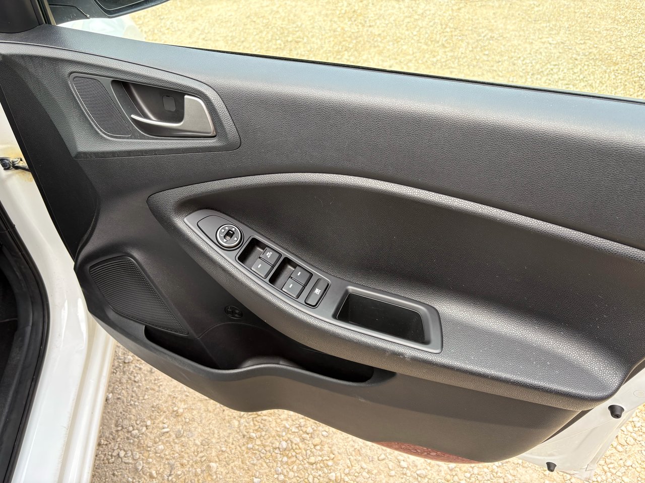 Used Hyundai i20 2018 for sale - 77539358: Photo 23