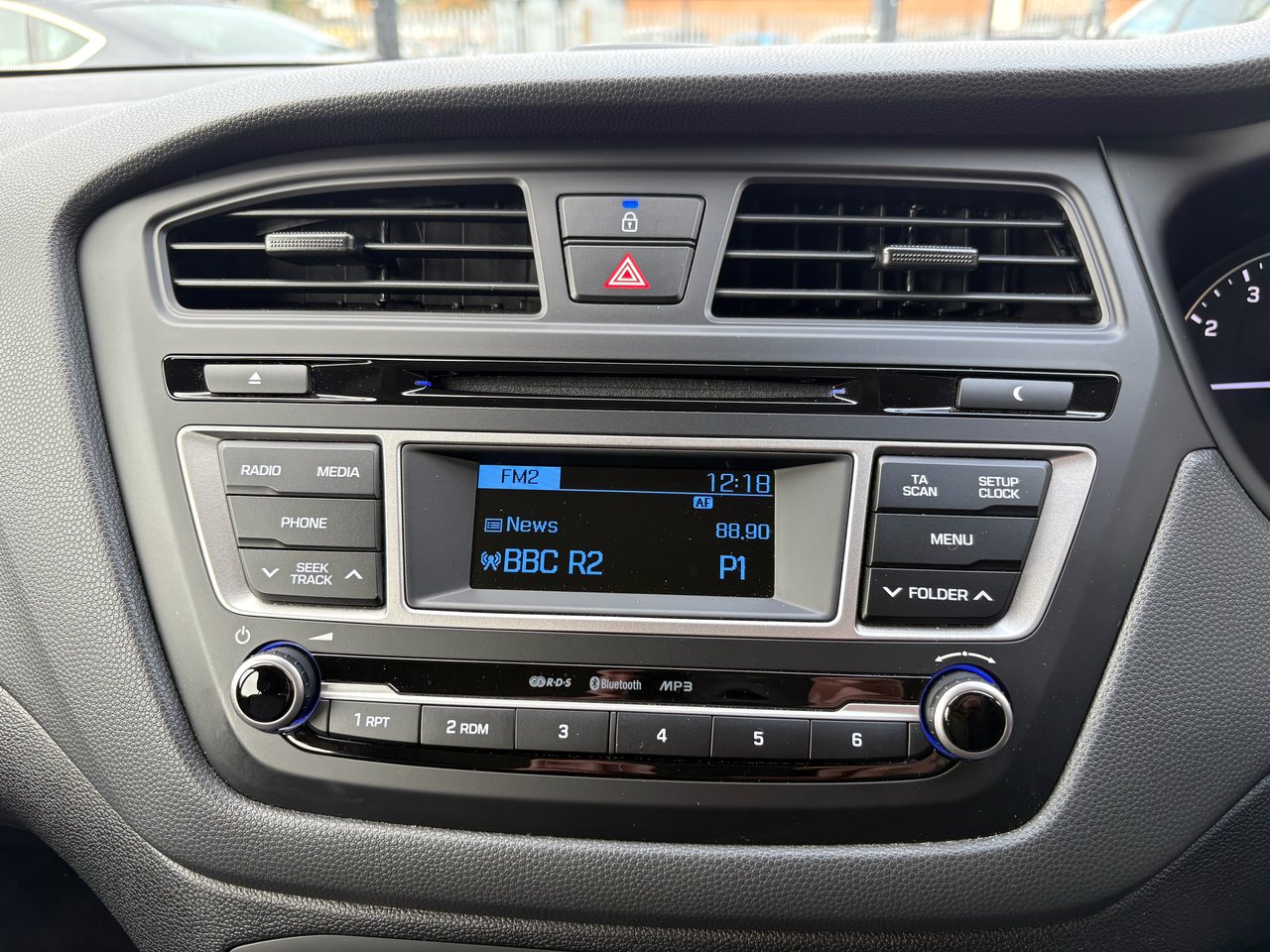 Used Hyundai i20 2018 for sale - 77539358: Photo 29