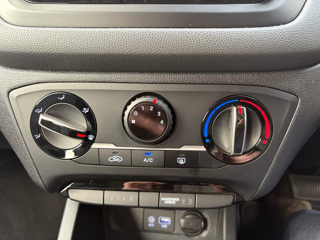 Used Hyundai i20 2018 for sale - 77539358: Photo 44