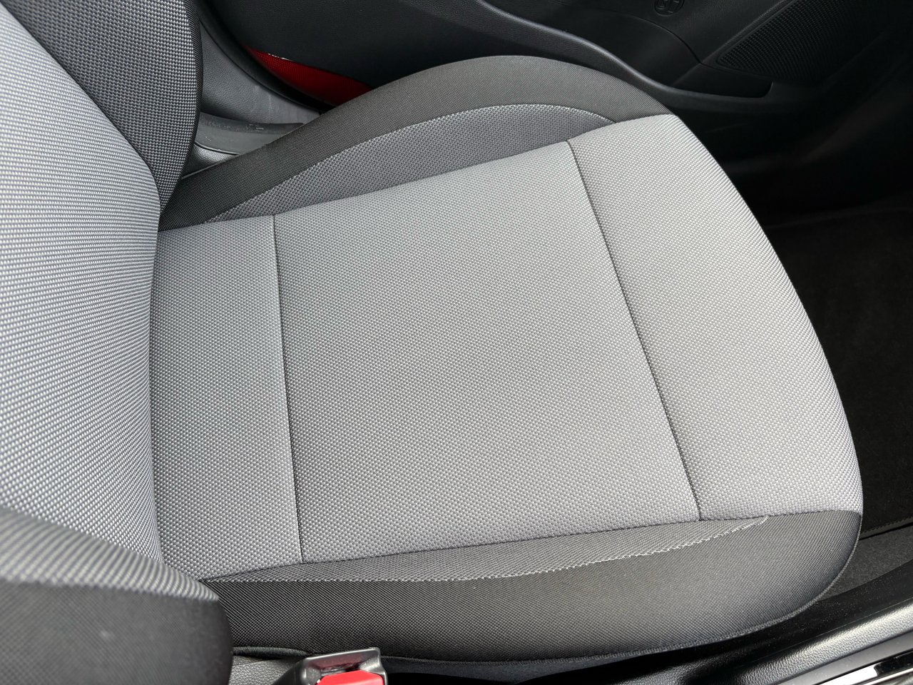 Used Hyundai i20 2018 for sale - 77539358: Photo 47