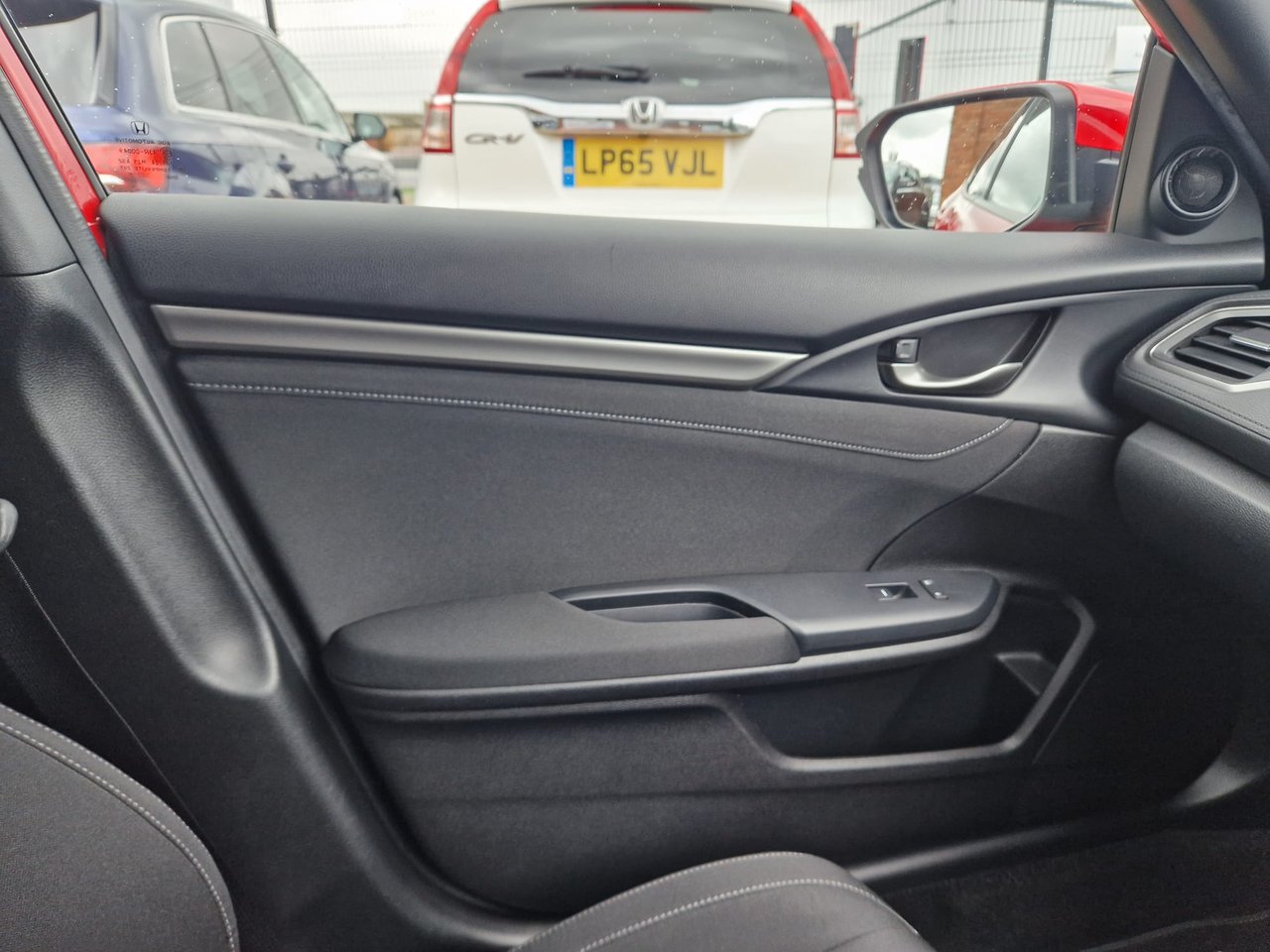 Used Honda Civic 2017 for sale - 77539366: Photo 14