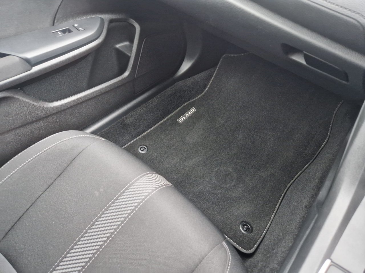 Used Honda Civic 2017 for sale - 77539366: Photo 18