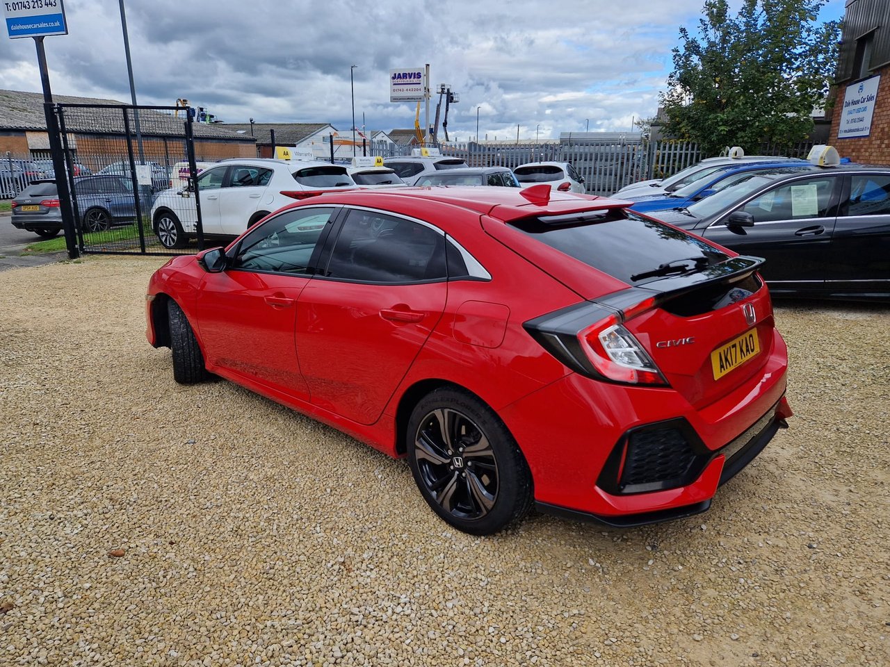 Used Honda Civic 2017 for sale - 77539366: Photo 2