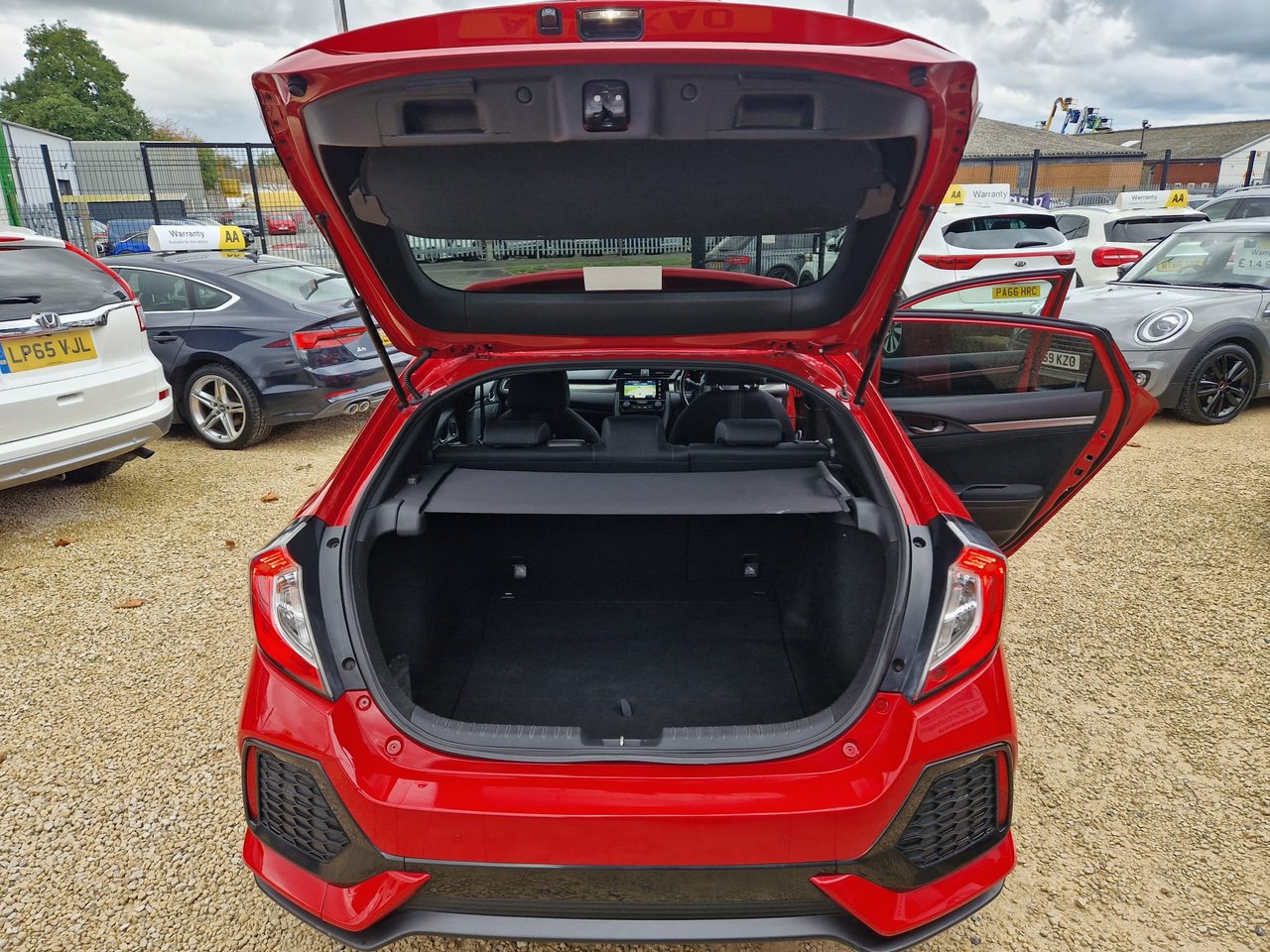 Used Honda Civic 2017 for sale - 77539366: Photo 43