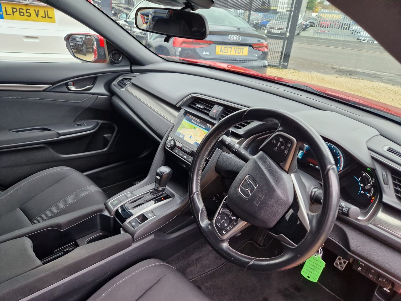 Used Honda Civic 2017 for sale - 77539366: Photo 5