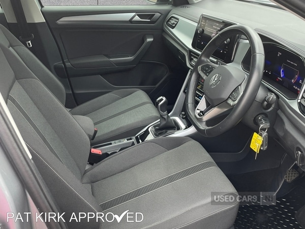 Used Volkswagen T-Roc 2023 for sale - 77825612: Photo 6