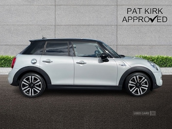 Used MINI Hatch 2020 for sale - 75732826: Photo