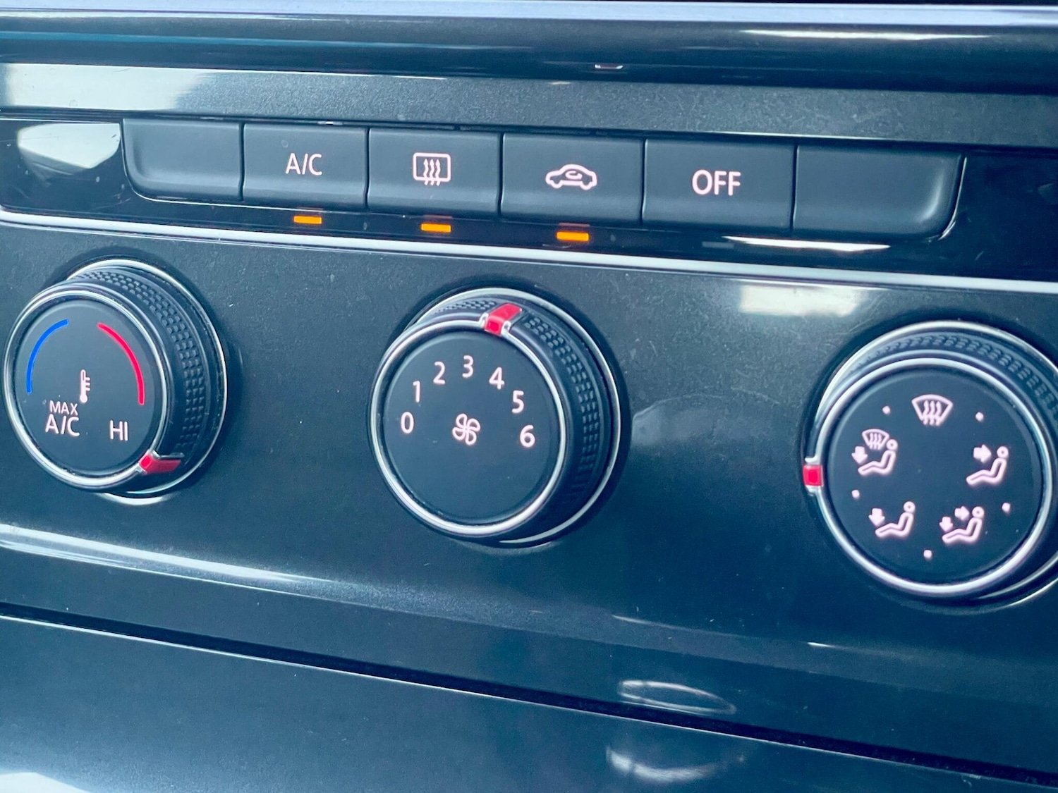 Used Volkswagen Golf 2017 for sale - 76996963: Photo 46