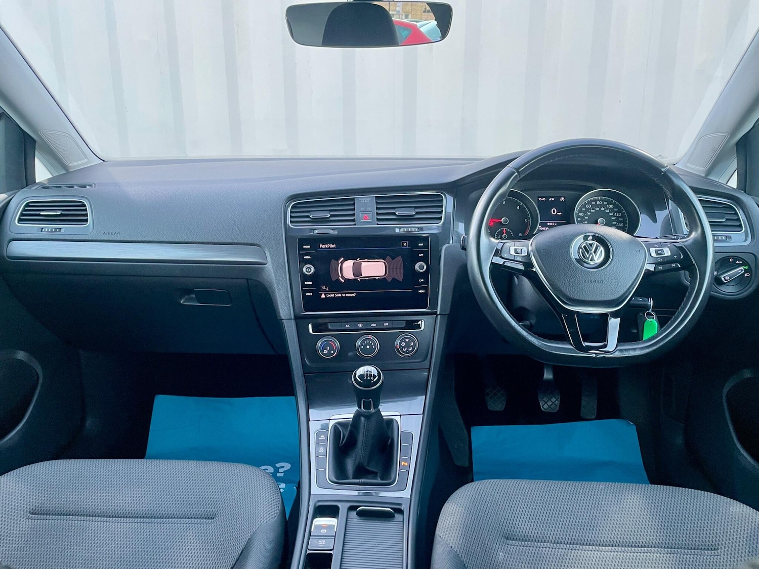 Used Volkswagen Golf 2017 for sale - 76996963: Photo 9