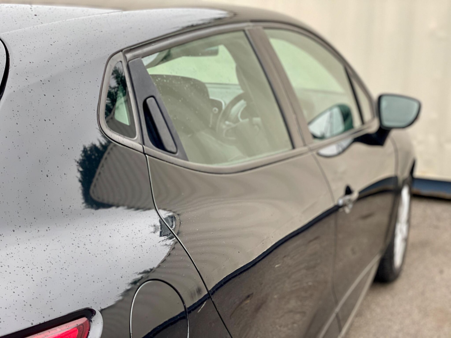 Used Renault Clio 2017 for sale - 76994181: Photo 19