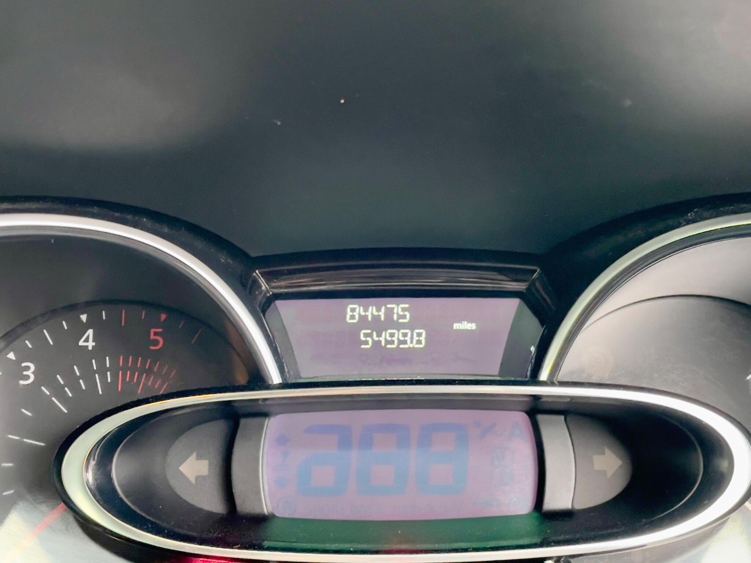 Used Renault Clio 2017 for sale - 76994181: Photo 31