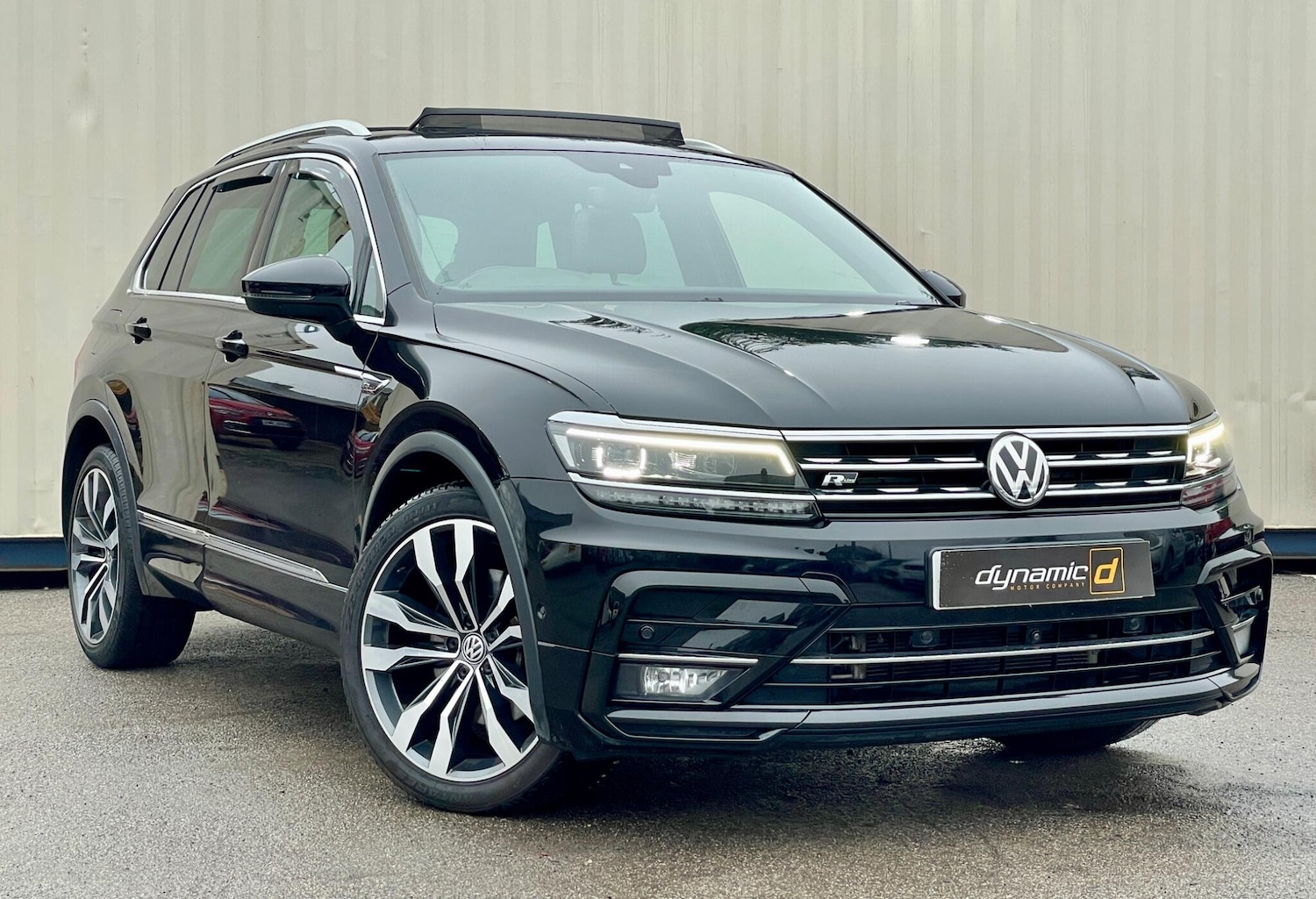Used Volkswagen Tiguan 2020 for sale - 77478560: Photo 2