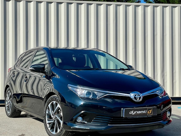 Used Toyota Auris 2015 for sale - 76246880: Photo 2