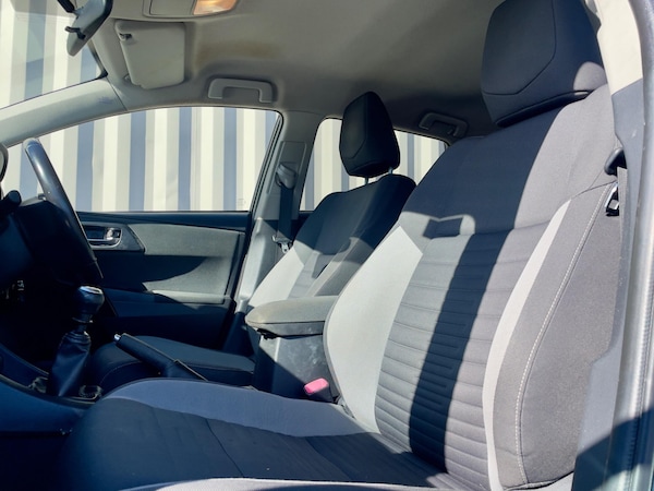 Used Toyota Auris 2015 for sale - 76246880: Photo 42