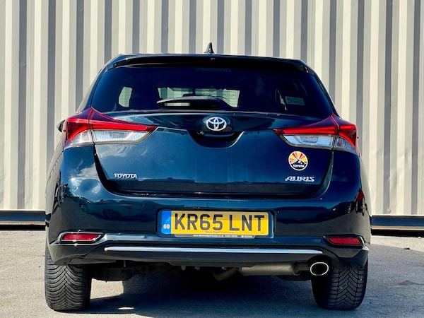 Used Toyota Auris 2015 for sale - 76246880: Photo 5