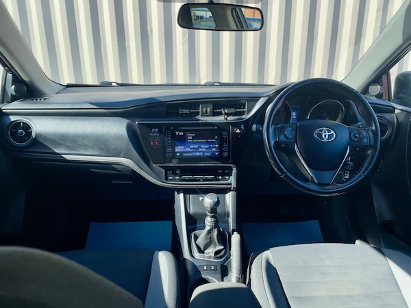 Used Toyota Auris 2015 for sale - 76246880: Photo 9
