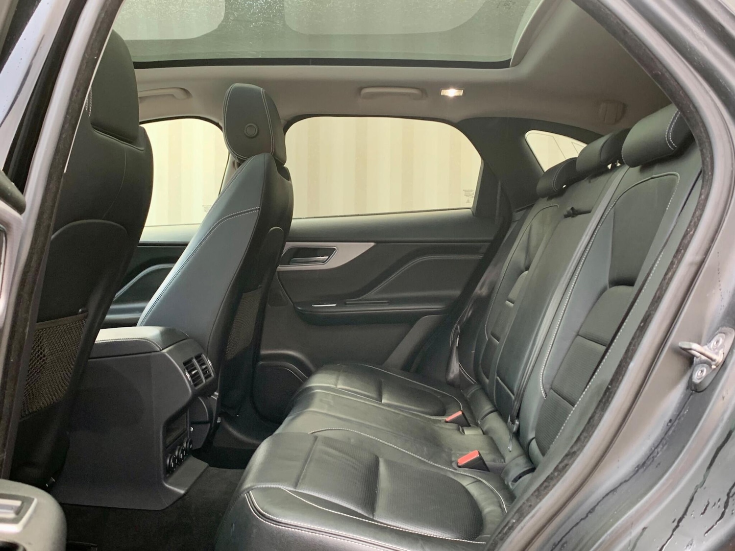 Used Jaguar F-Pace 2016 for sale - 76512906: Photo 17