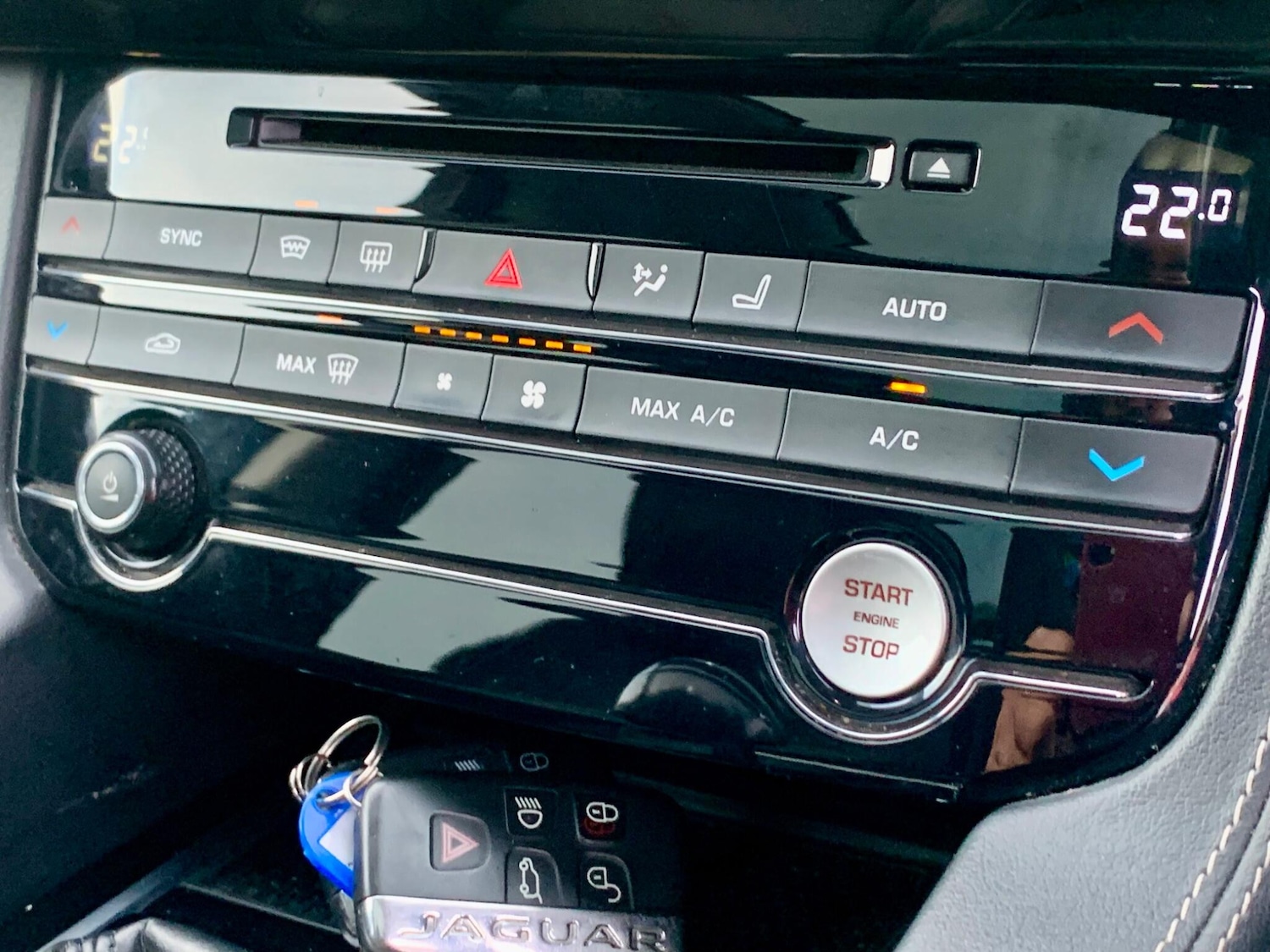 Used Jaguar F-Pace 2016 for sale - 76512906: Photo 31