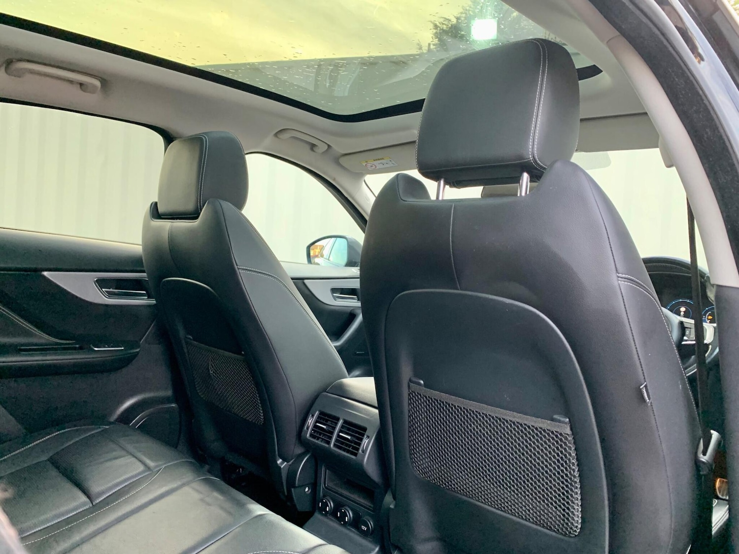 Used Jaguar F-Pace 2016 for sale - 76512906: Photo 48