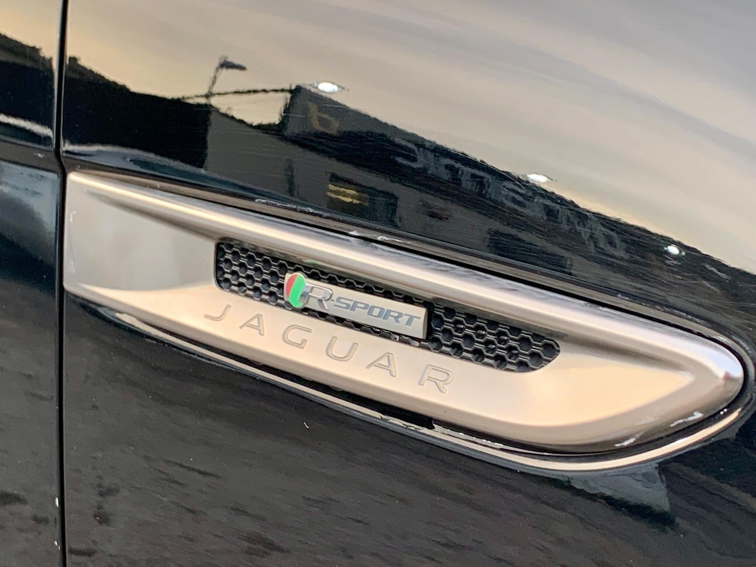 Used Jaguar F-Pace 2016 for sale - 76512906: Photo 54