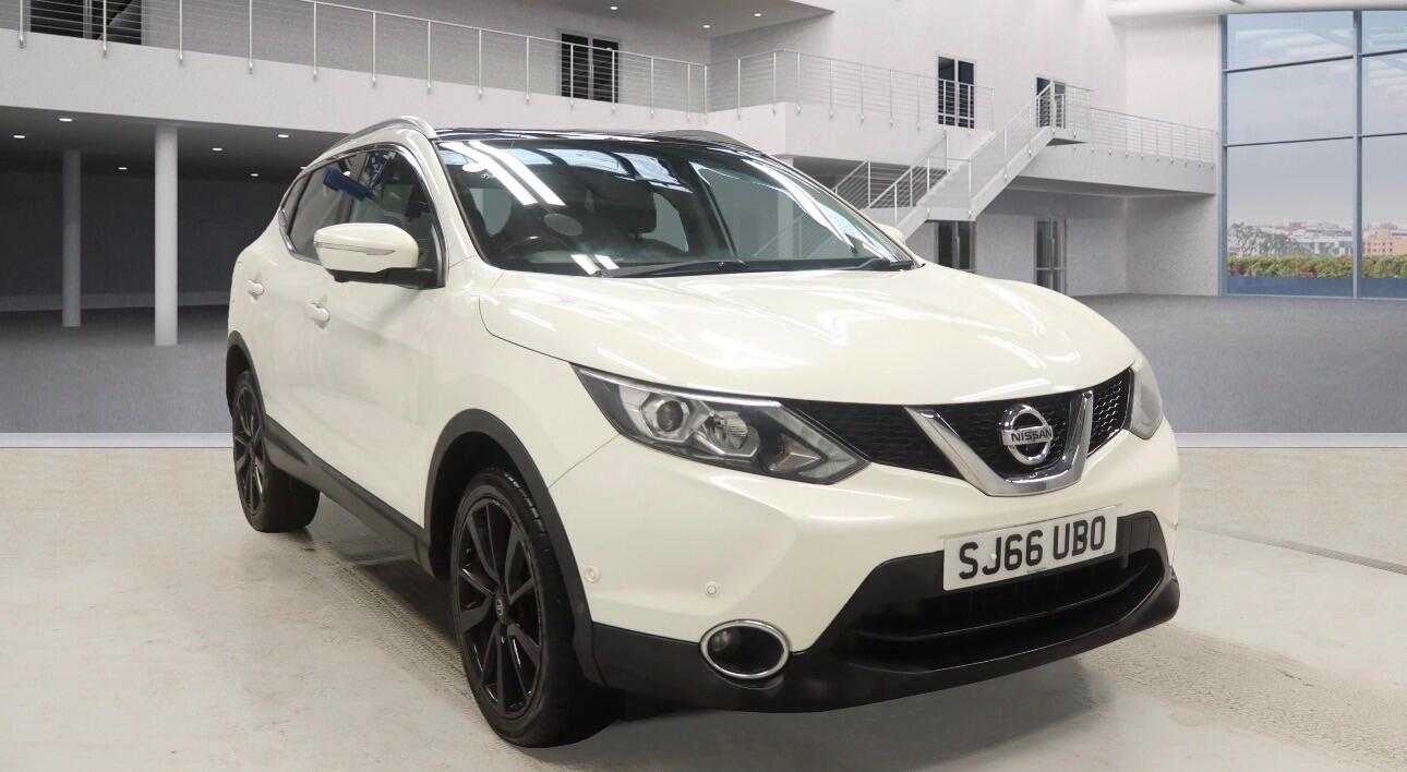 Used Nissan Qashqai for sale - 76728074: Photo 2