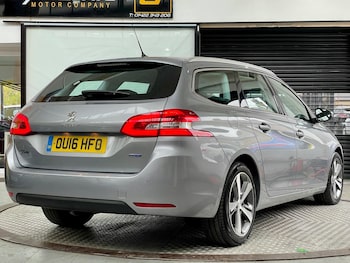 Used Peugeot 308 2016 for sale - 79552663: Photo