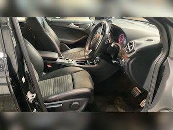 Used Mercedes-Benz B Class 2016 for sale - 76727108: Photo