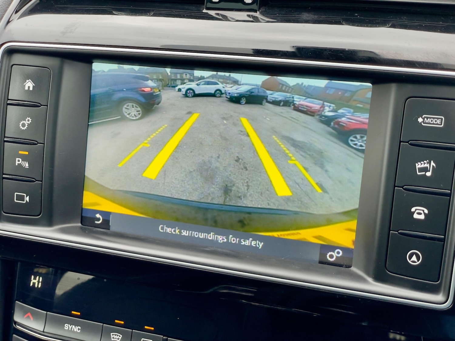 Used Jaguar F-Pace 2018 for sale - 77597904: Photo 11