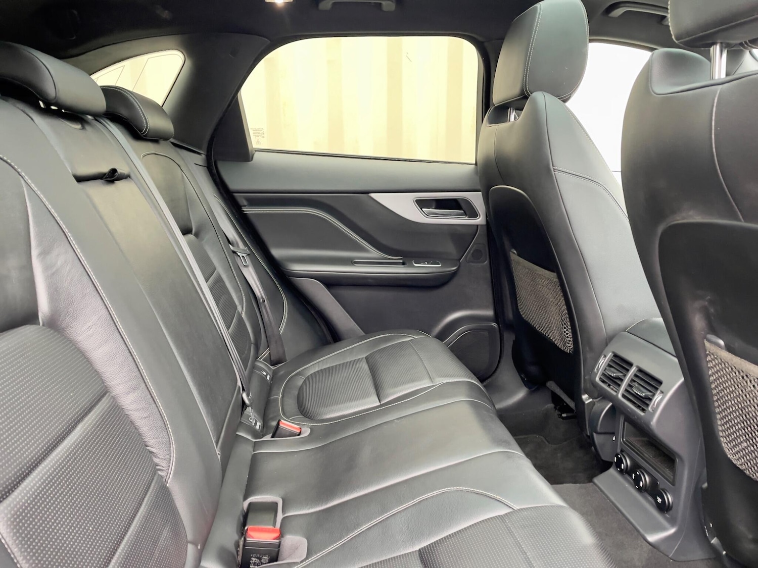 Used Jaguar F-Pace 2018 for sale - 77597904: Photo 41