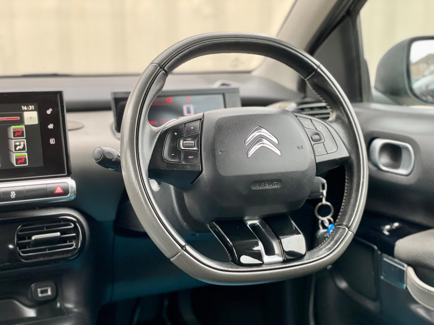 Used Citroen C4 Cactus 2016 for sale - 78007294: Photo 36