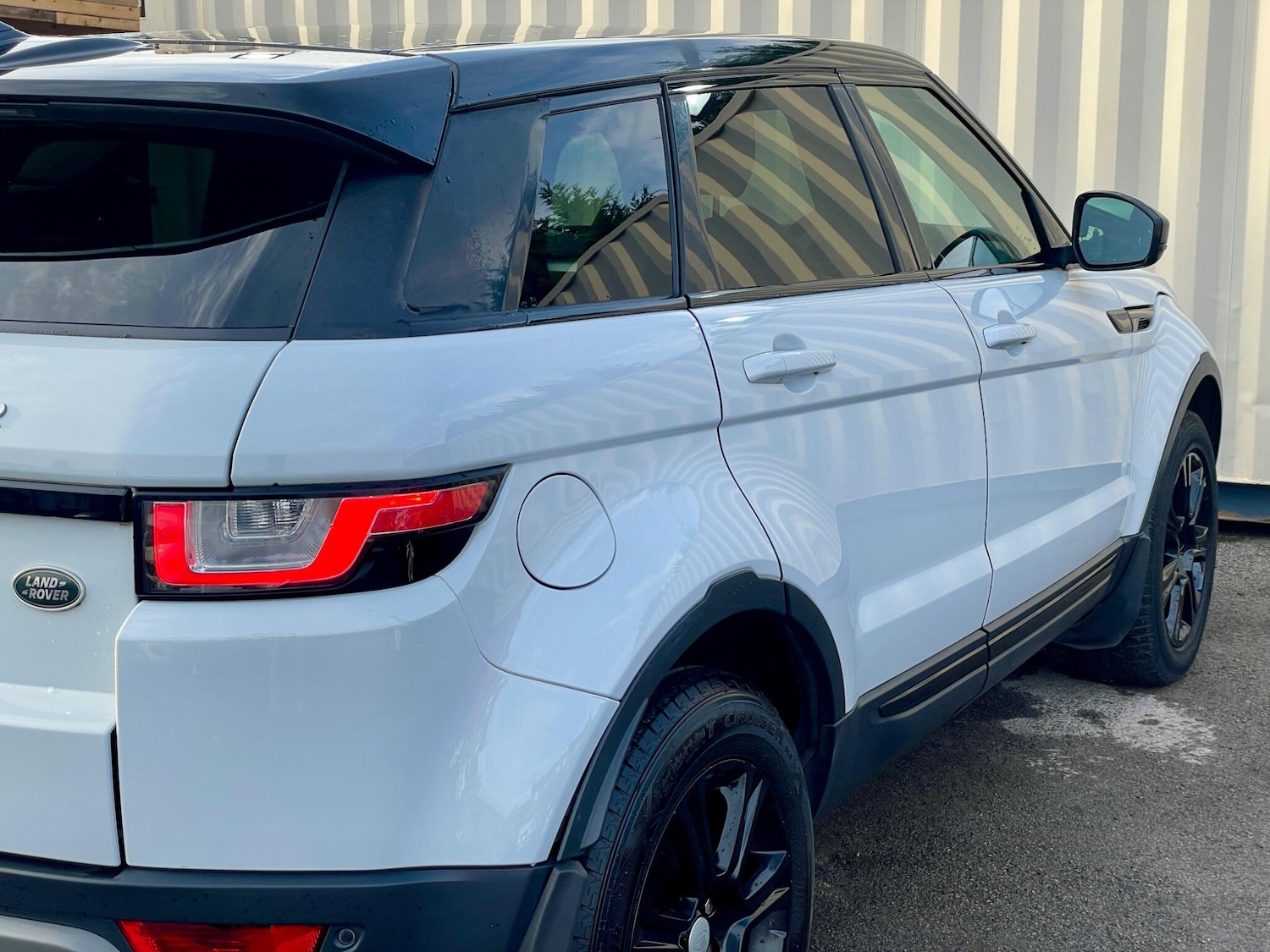 Used Land Rover Range Rover Evoque 2016 for sale - 76964357: Photo 13