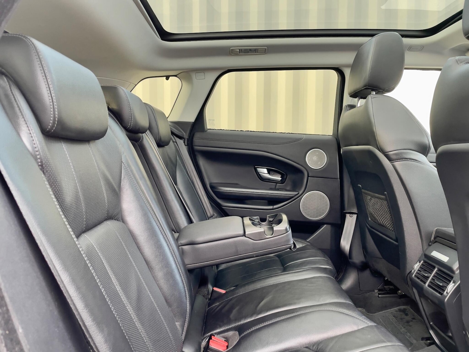 Used Land Rover Range Rover Evoque 2016 for sale - 76964357: Photo 8