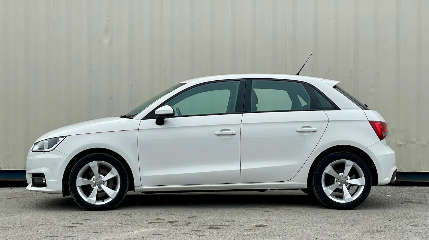 Used Audi A1 for sale - 77993510: Photo 19