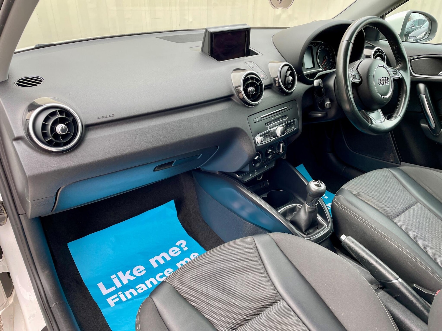 Used Audi A1 for sale - 77993510: Photo 44