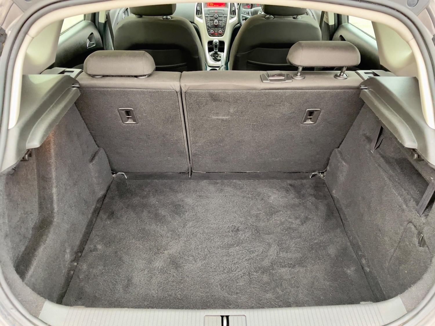 Used Vauxhall Astra 2013 for sale - 77066566: Photo 35