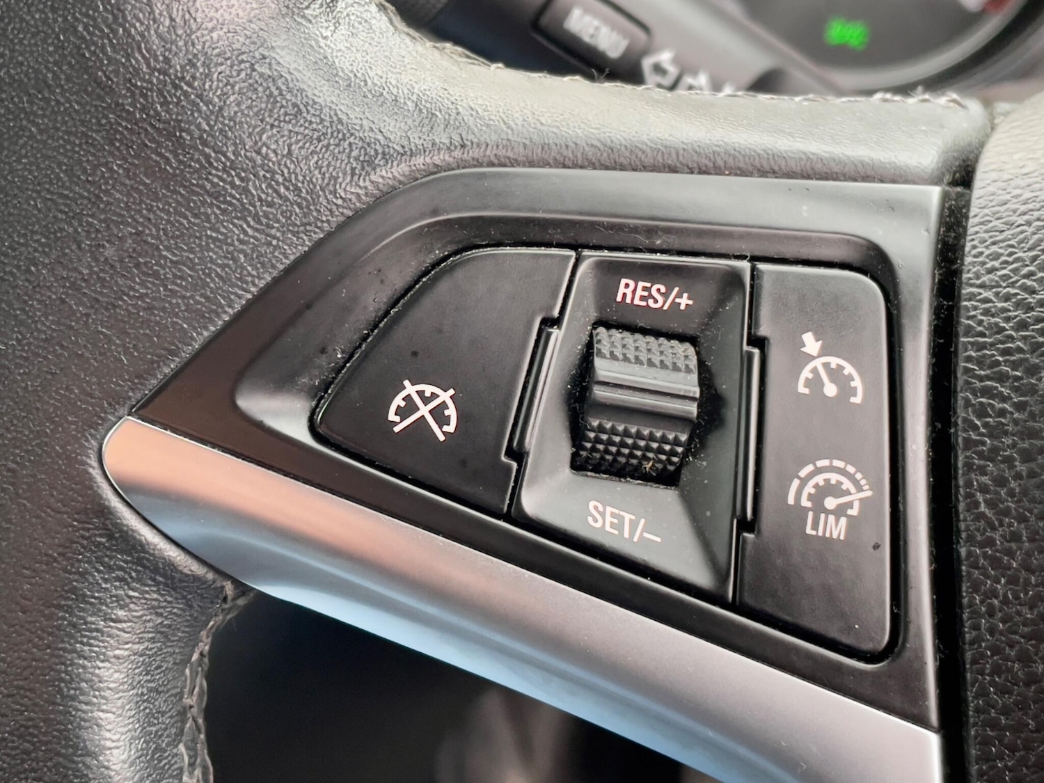 Used Vauxhall Astra 2013 for sale - 77066566: Photo 43