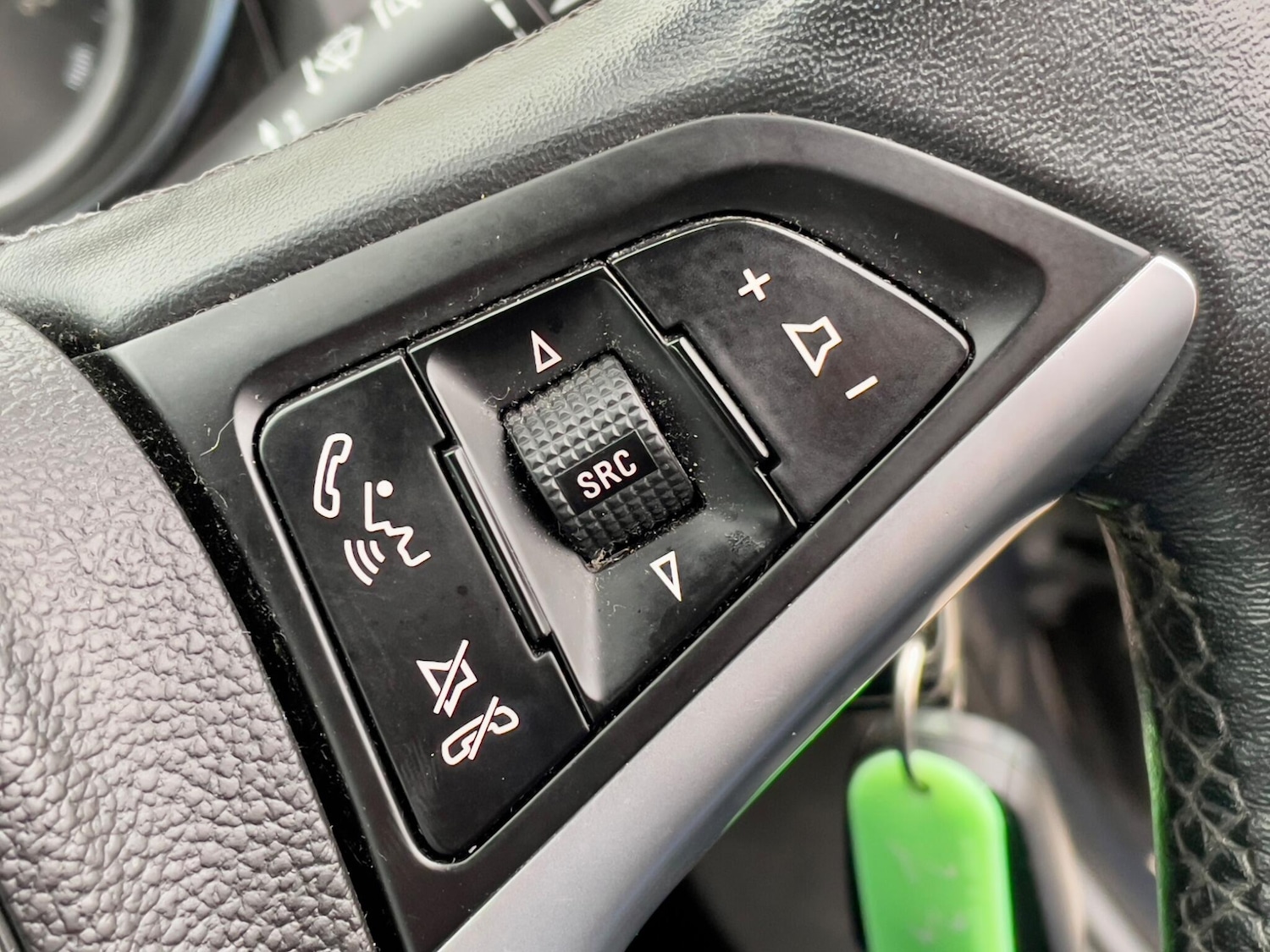 Used Vauxhall Astra 2013 for sale - 77066566: Photo 44