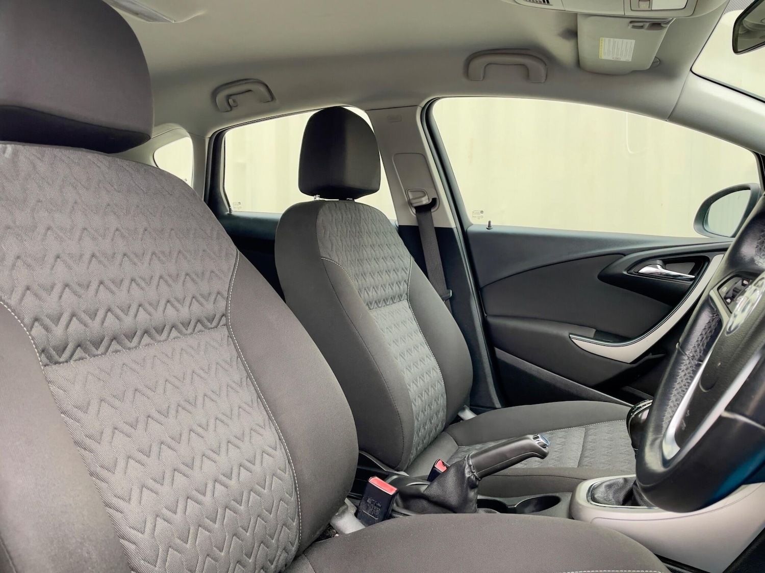 Used Vauxhall Astra 2013 for sale - 77066566: Photo 7